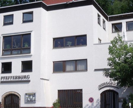 Hotel Pfefferburg Schönaich エクステリア 写真