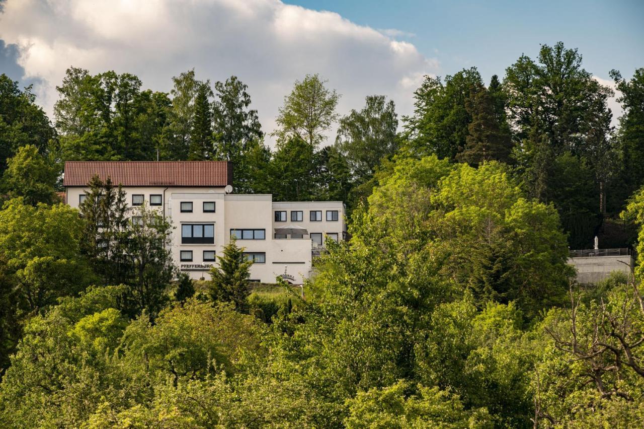 Hotel Pfefferburg Schönaich エクステリア 写真